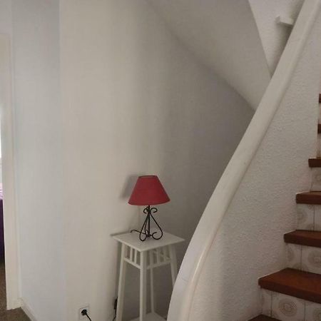 Апартаменты Duplex En Frente De La Playa Al Lado De Barcelona Кане-де-Мар Экстерьер фото